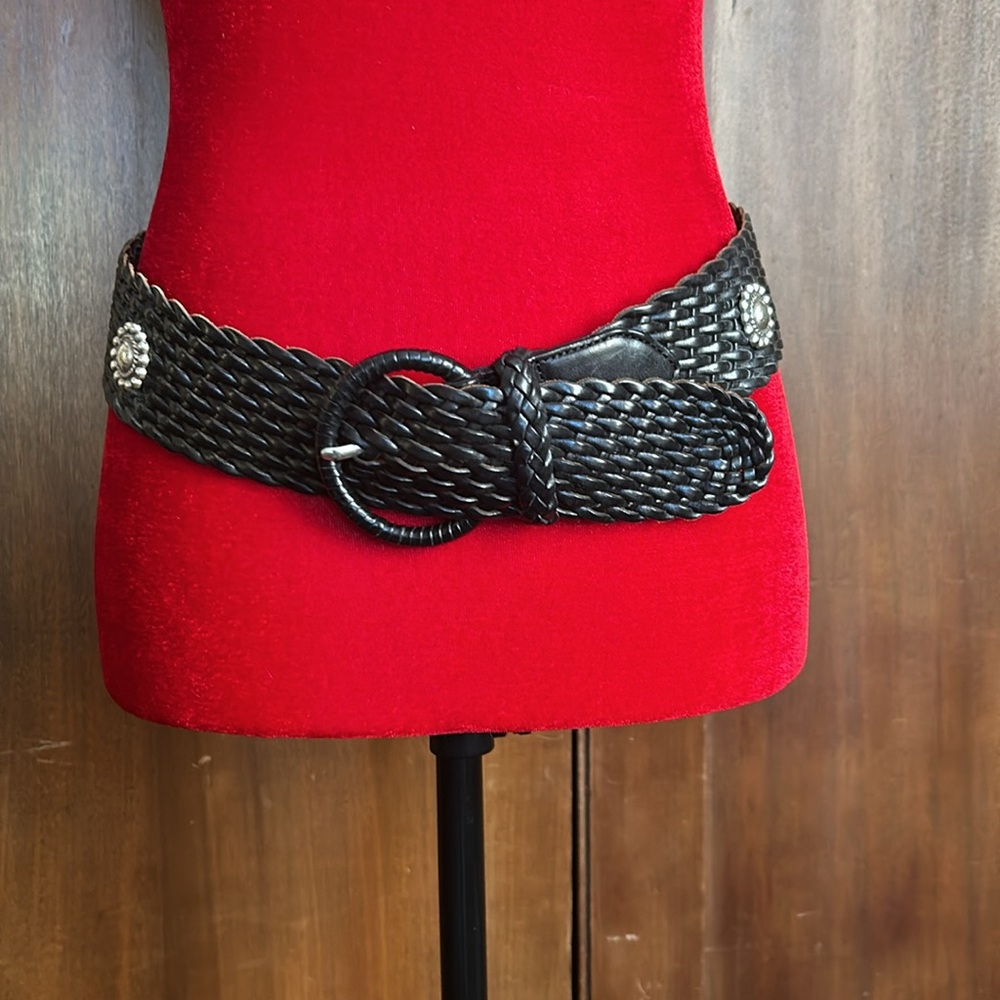 Woven Black Leather Belt with Conchos M/L - Picture 2 of 11